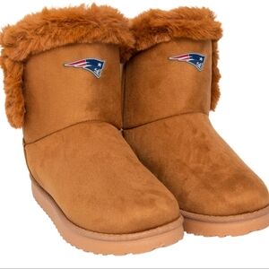 FOCO New England Patriots Faux Fur Boots Size 8